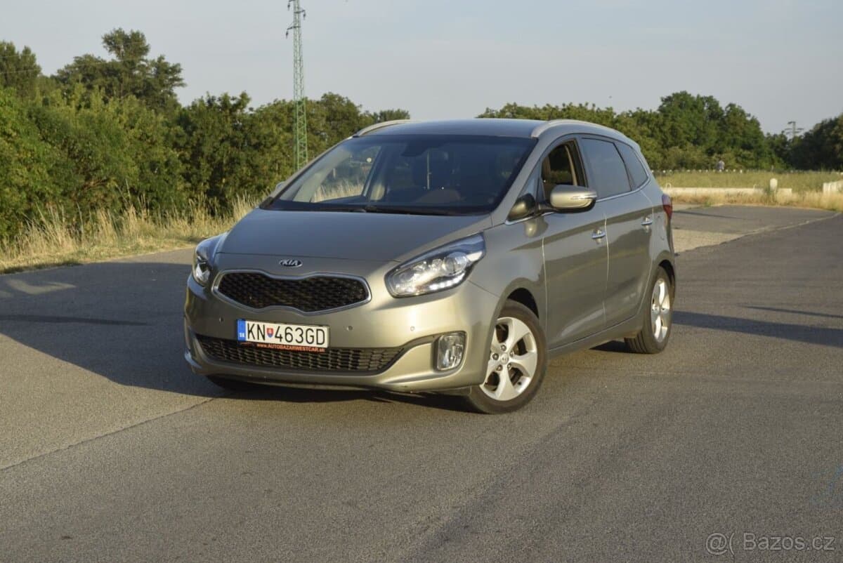 2014 Kia CARENS