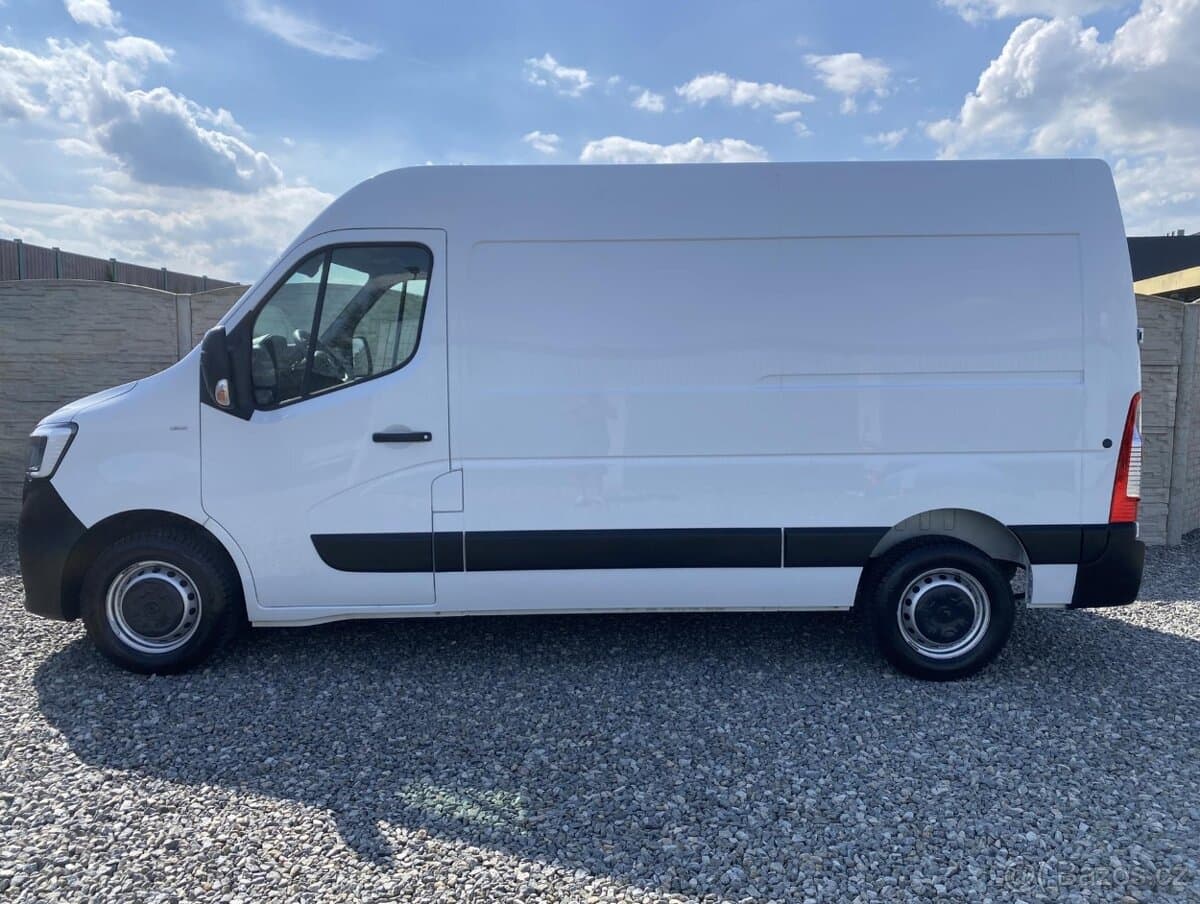 2021 Renault MASTER