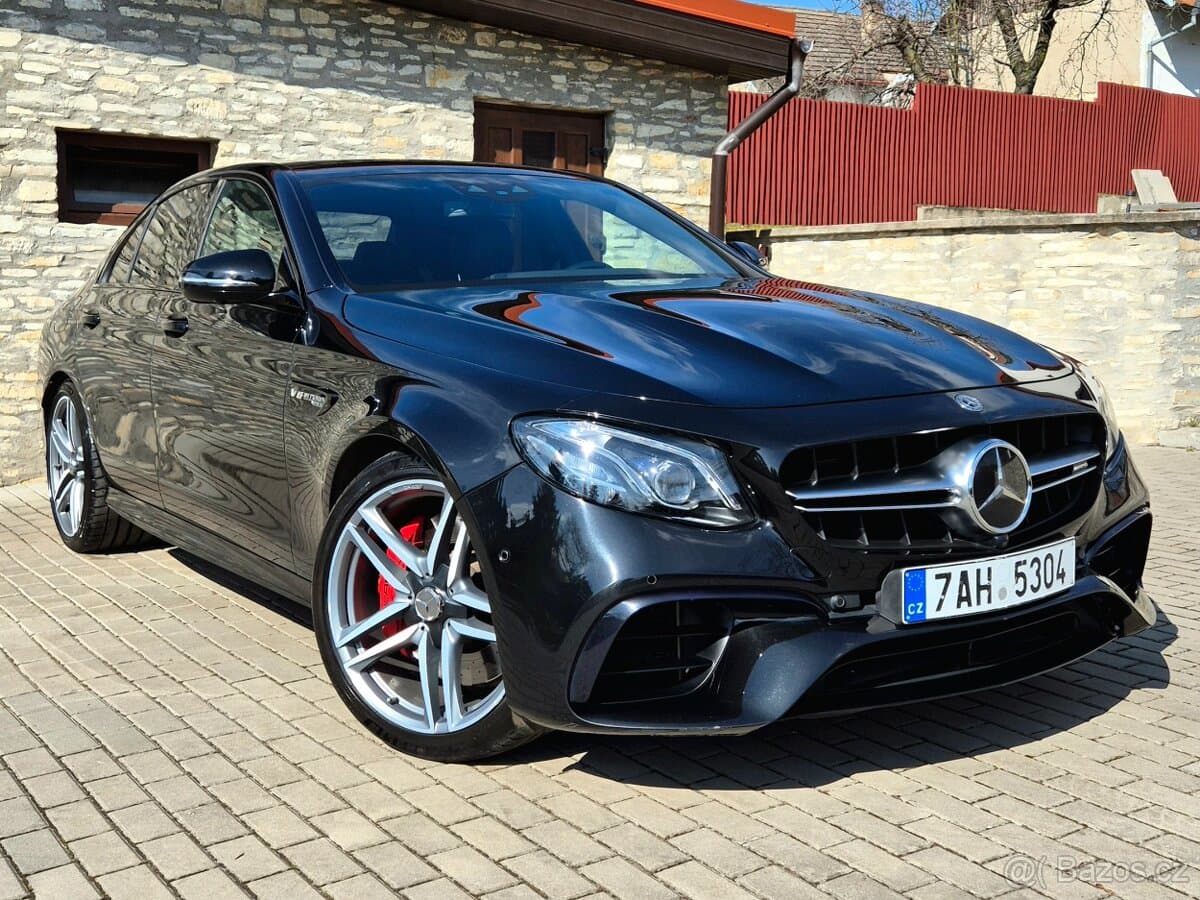 2018 Mercedes-Benz OSTATNÍ