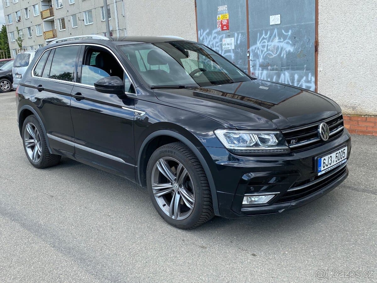 2017 Volkswagen TIGUAN