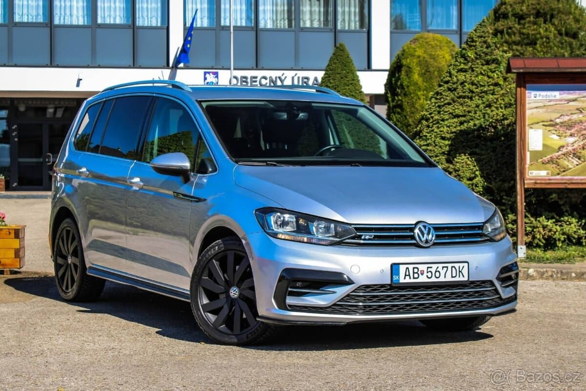 2017 Volkswagen TOURAN