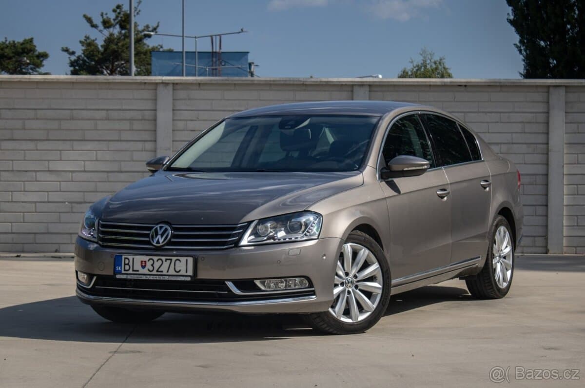 2011 Volkswagen PASSAT