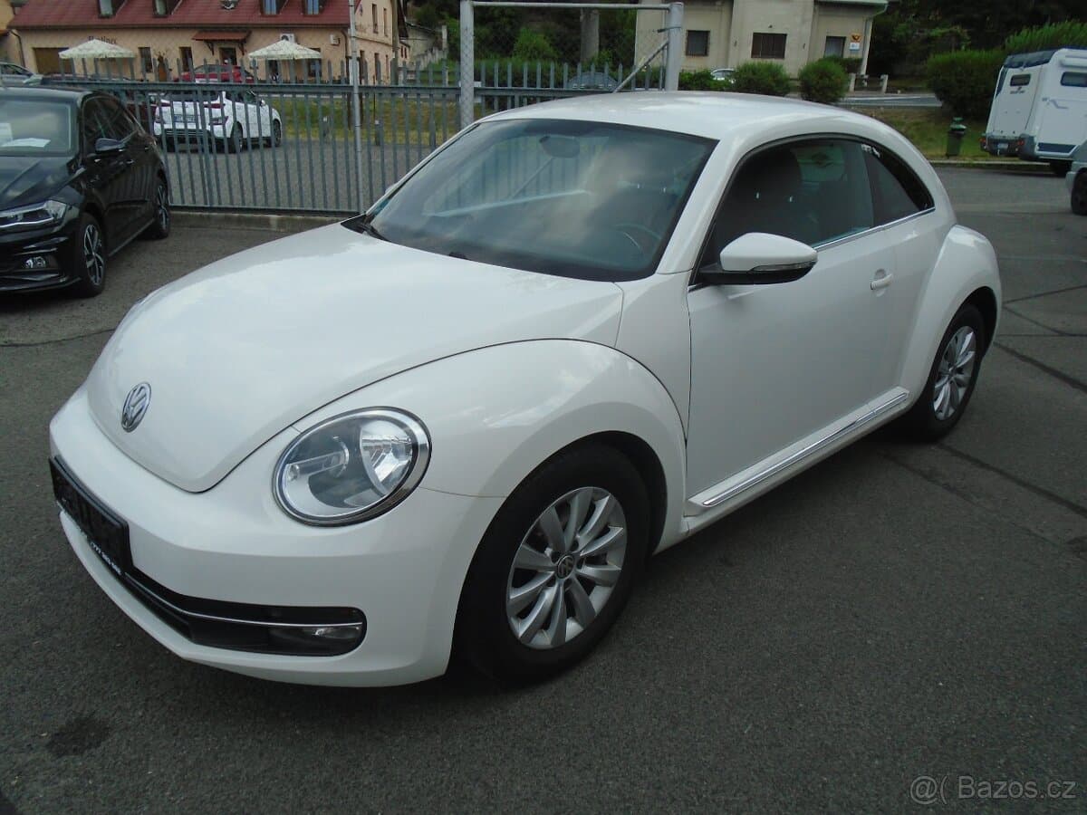 2013 Volkswagen BEETLE