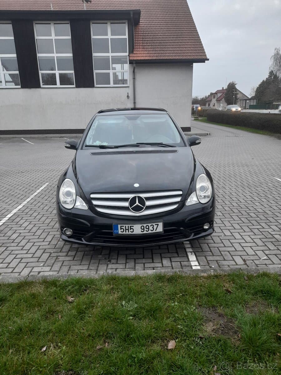 2009 Mercedes-Benz OSTATNÍ