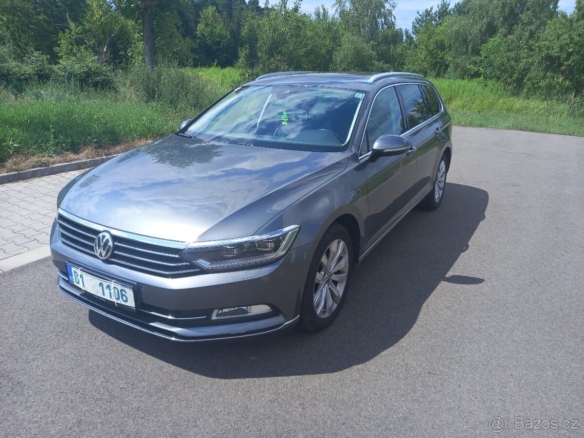 2015 Volkswagen PASSAT