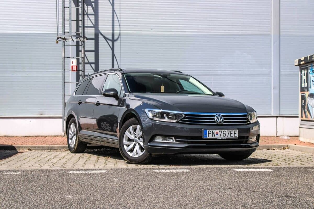 2018 Volkswagen PASSAT