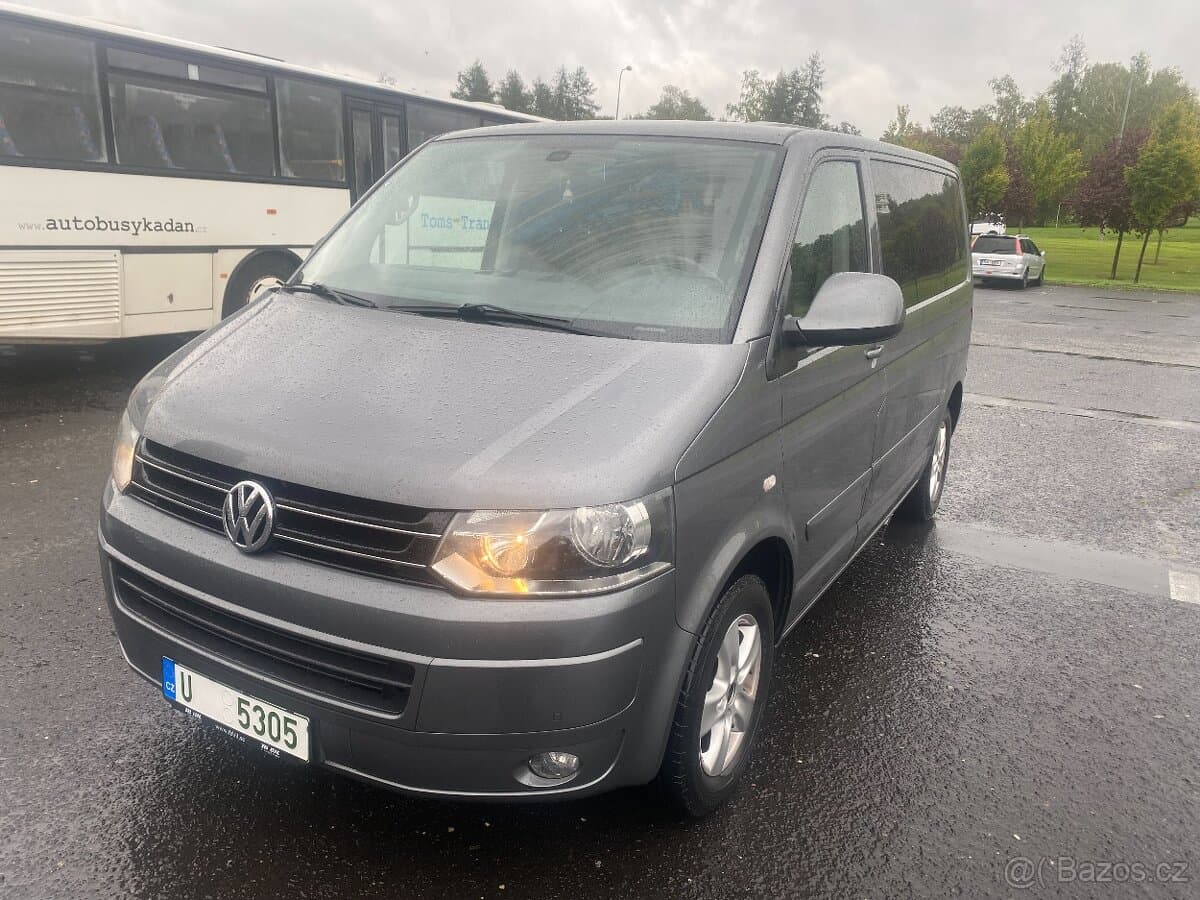 2013 Volkswagen CARAVELLE