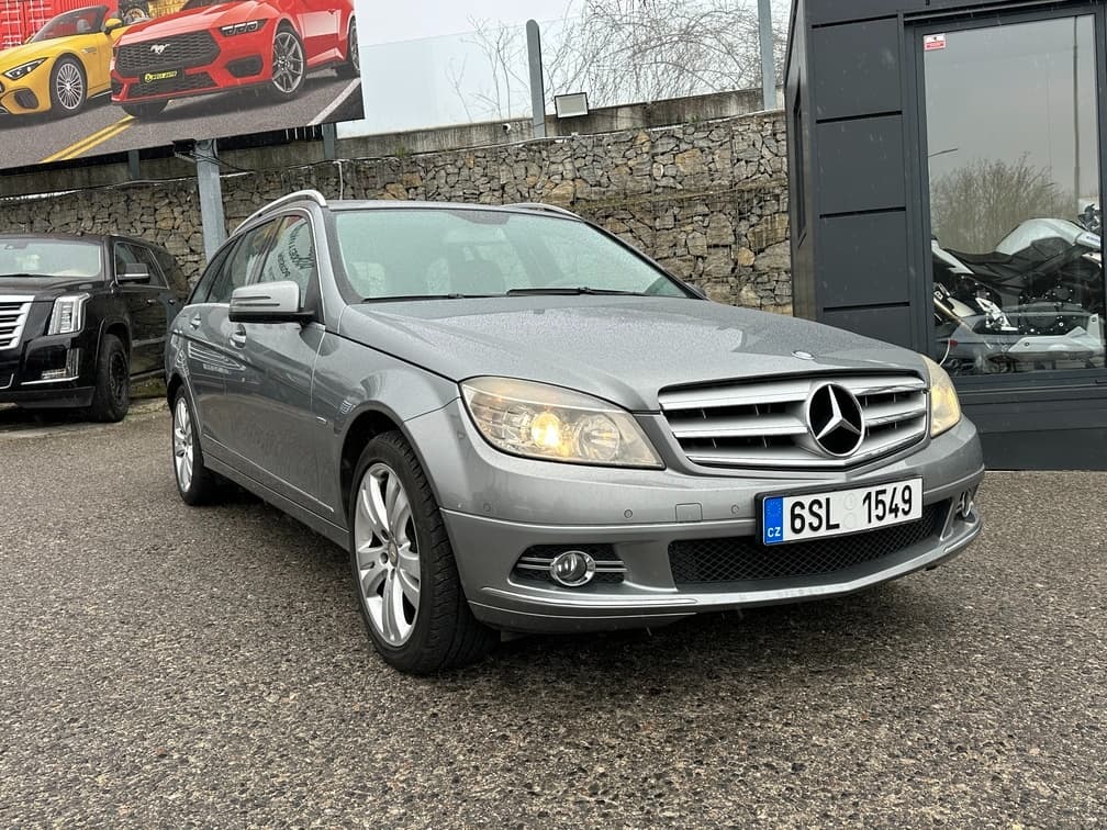 2010 Mercedes-Benz OSTATNÍ