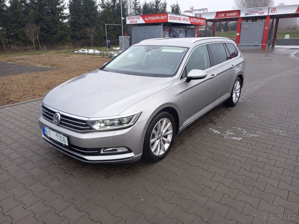 2015 Volkswagen PASSAT
