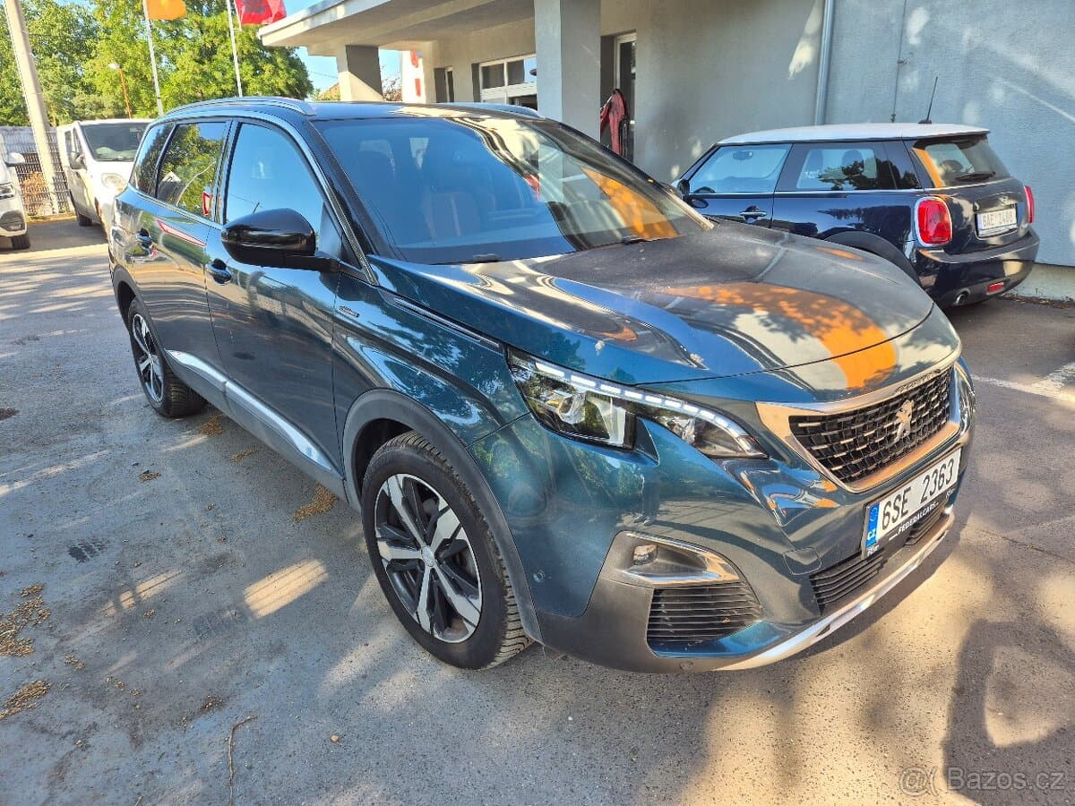 2020 Peugeot 5008