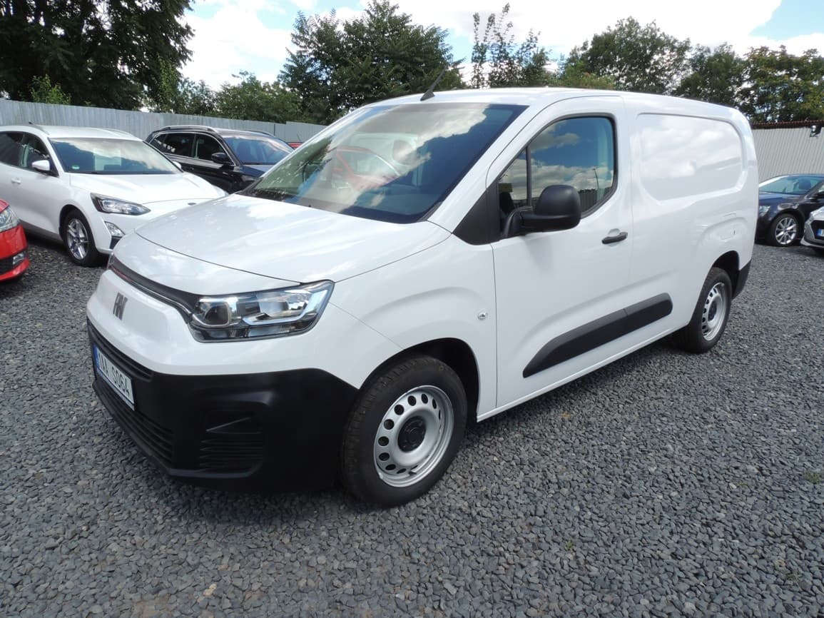 2023 Fiat DOBLO