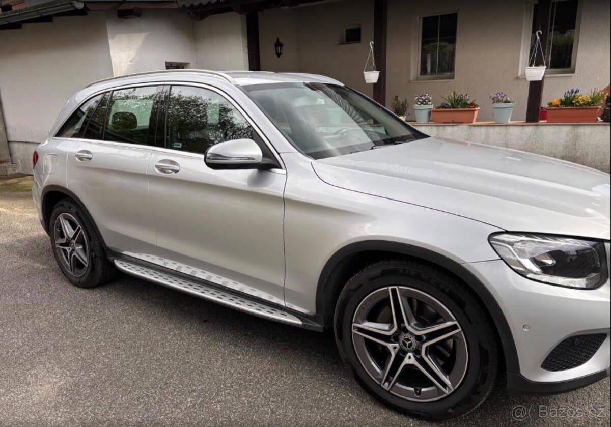 2017 Mercedes-Benz OSTATNÍ