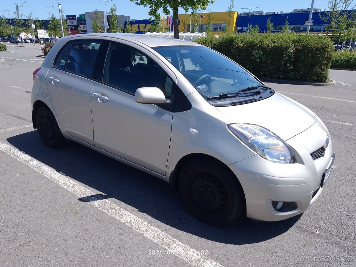 2010 Toyota YARIS