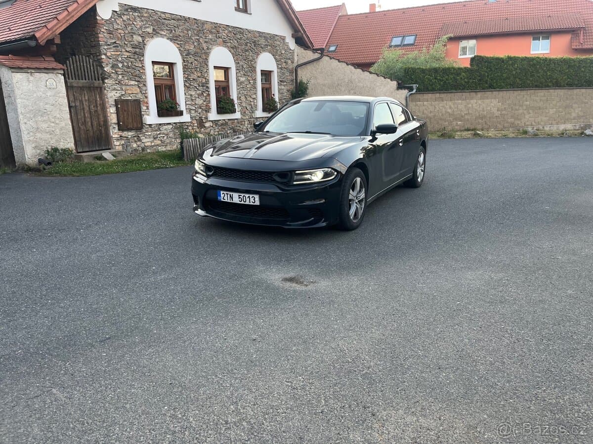 Dodge CHARGER