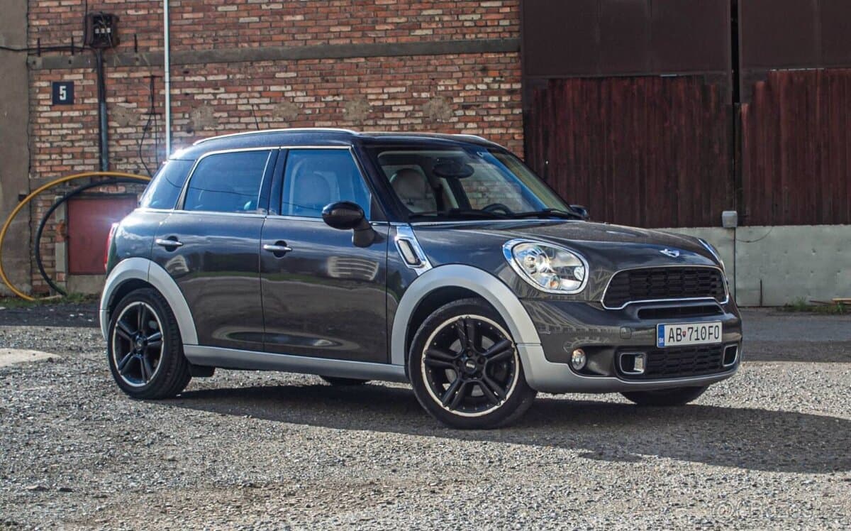 2011 Mini COOPER