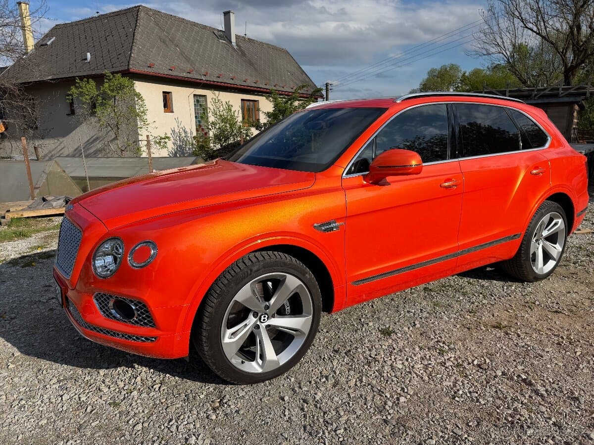 2018 Bentley BENTAYGA