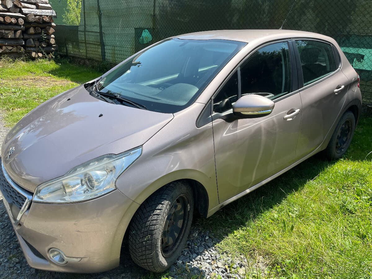 2014 Peugeot 208
