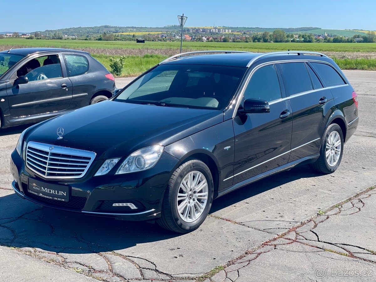 2010 Mercedes-Benz OSTATNÍ