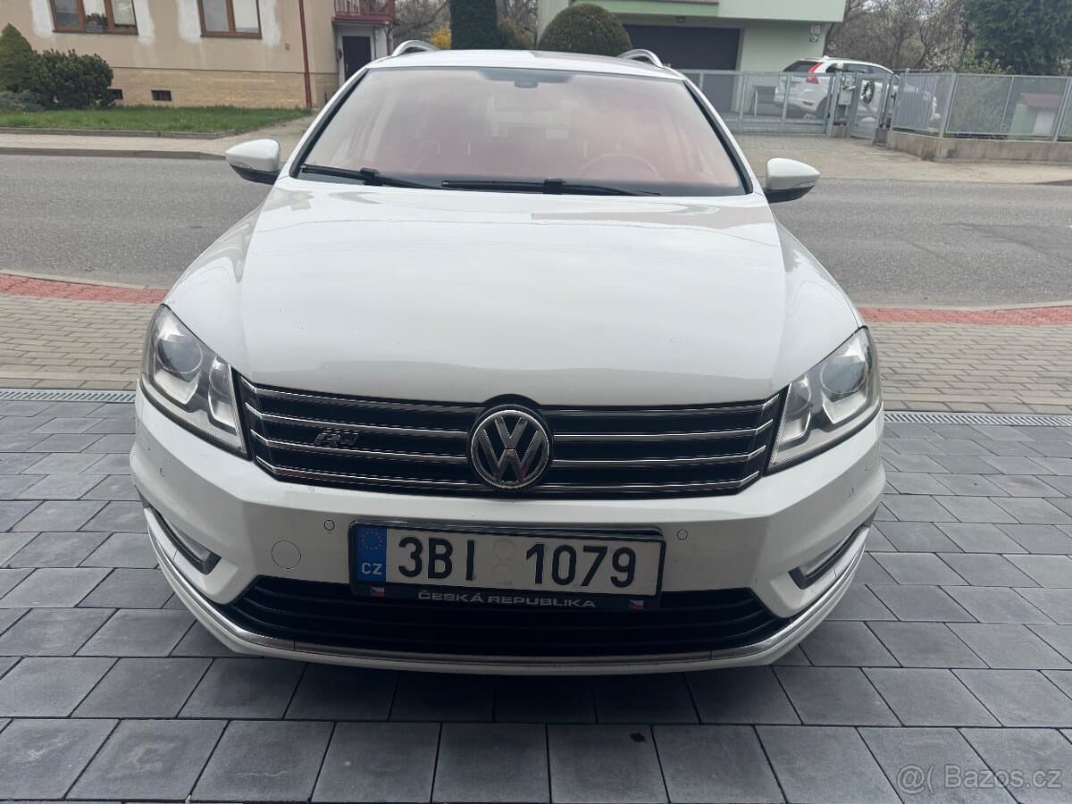 2013 Volkswagen PASSAT