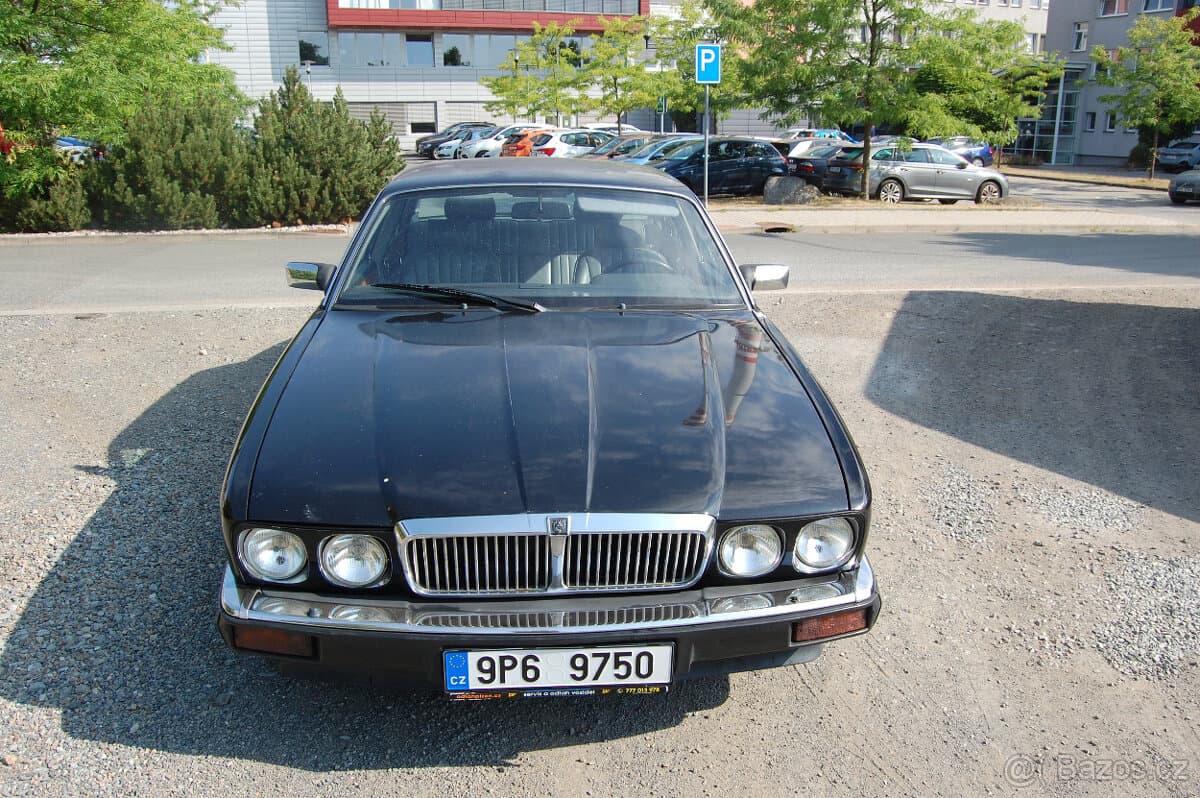 1990 Jaguar XJ