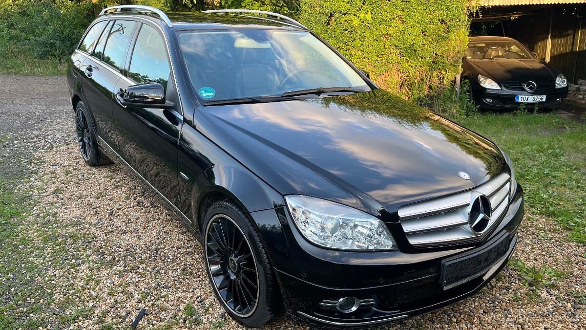 2010 Mercedes-Benz OSTATNÍ