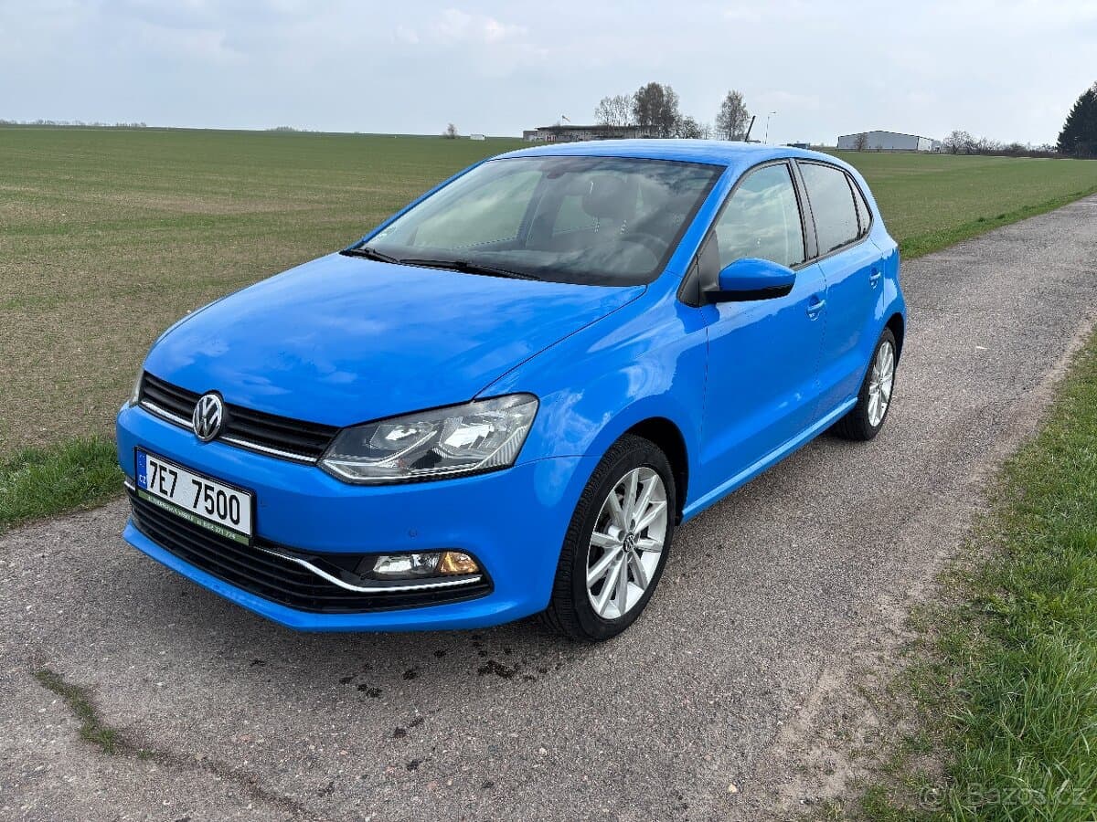 2015 Volkswagen POLO