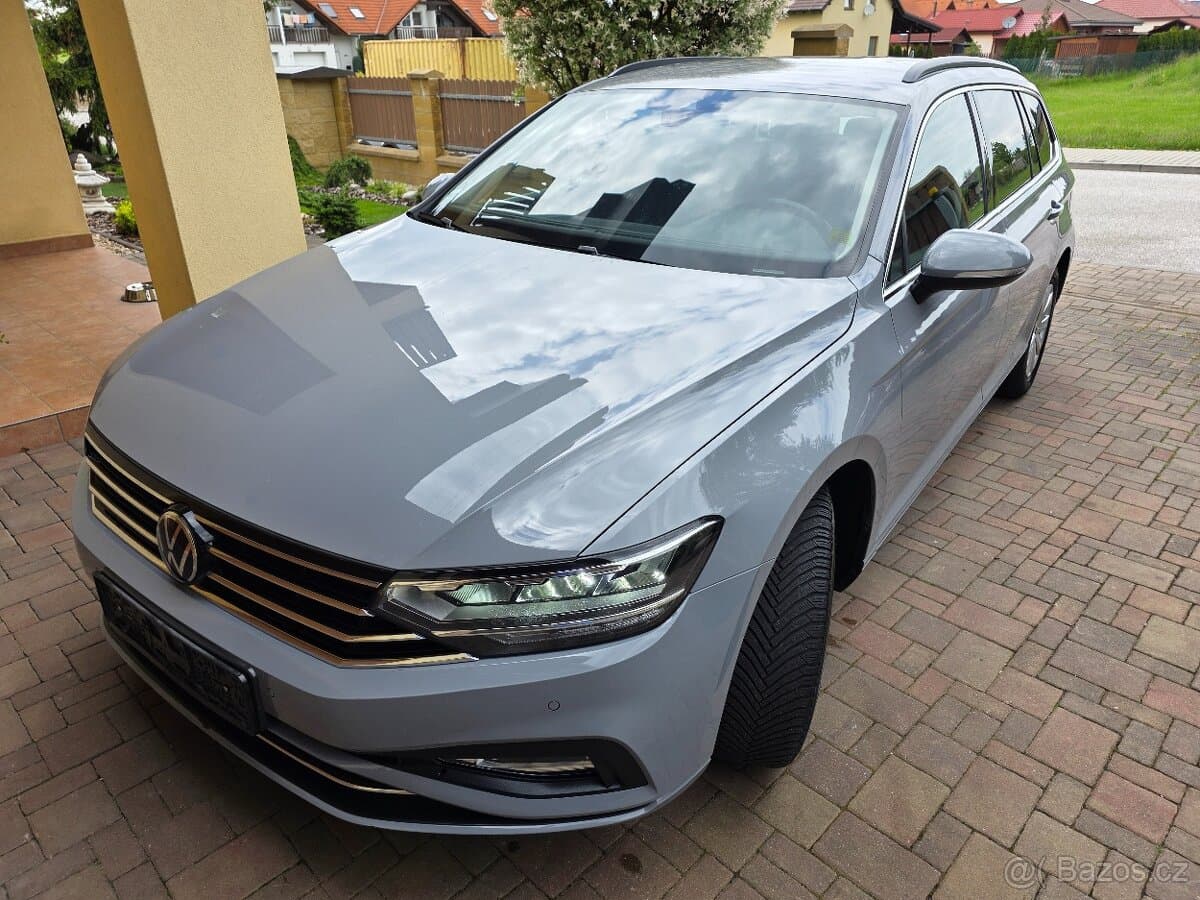 2023 Volkswagen PASSAT