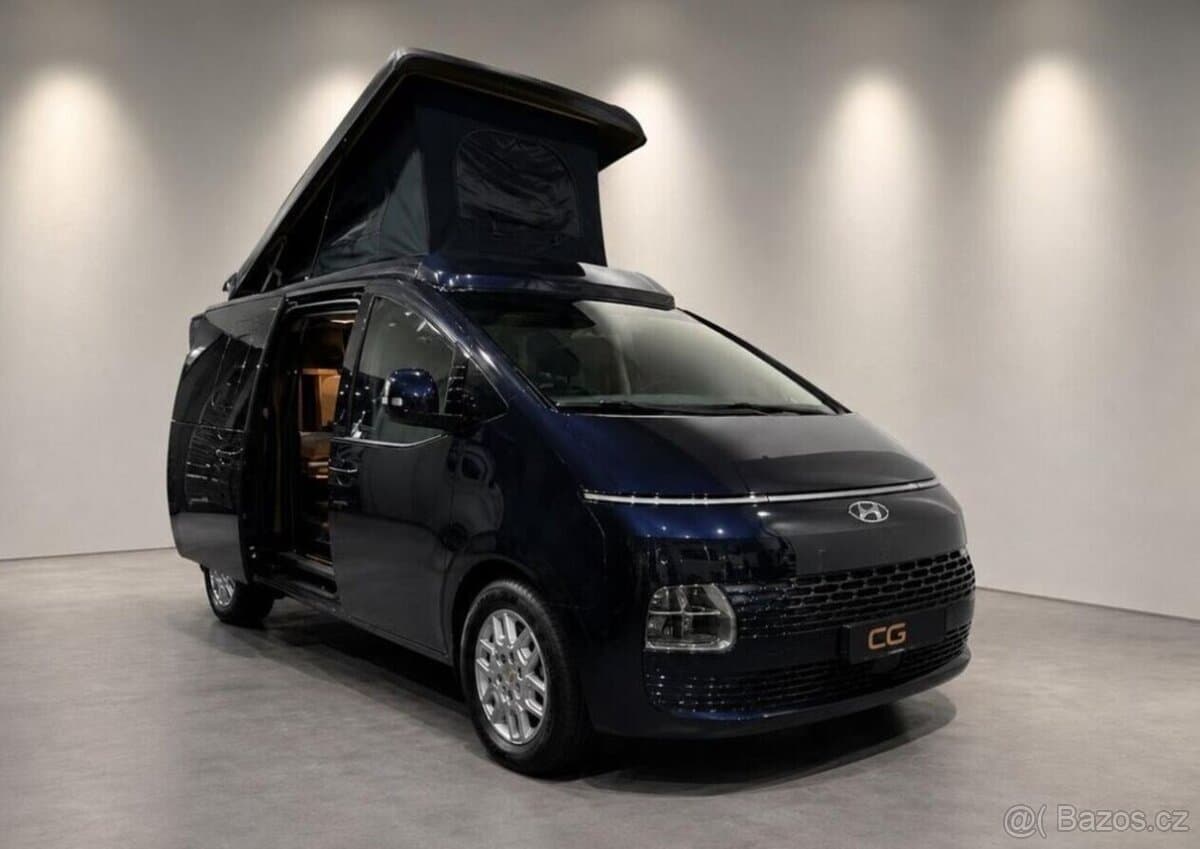 2023 Hyundai STARIA