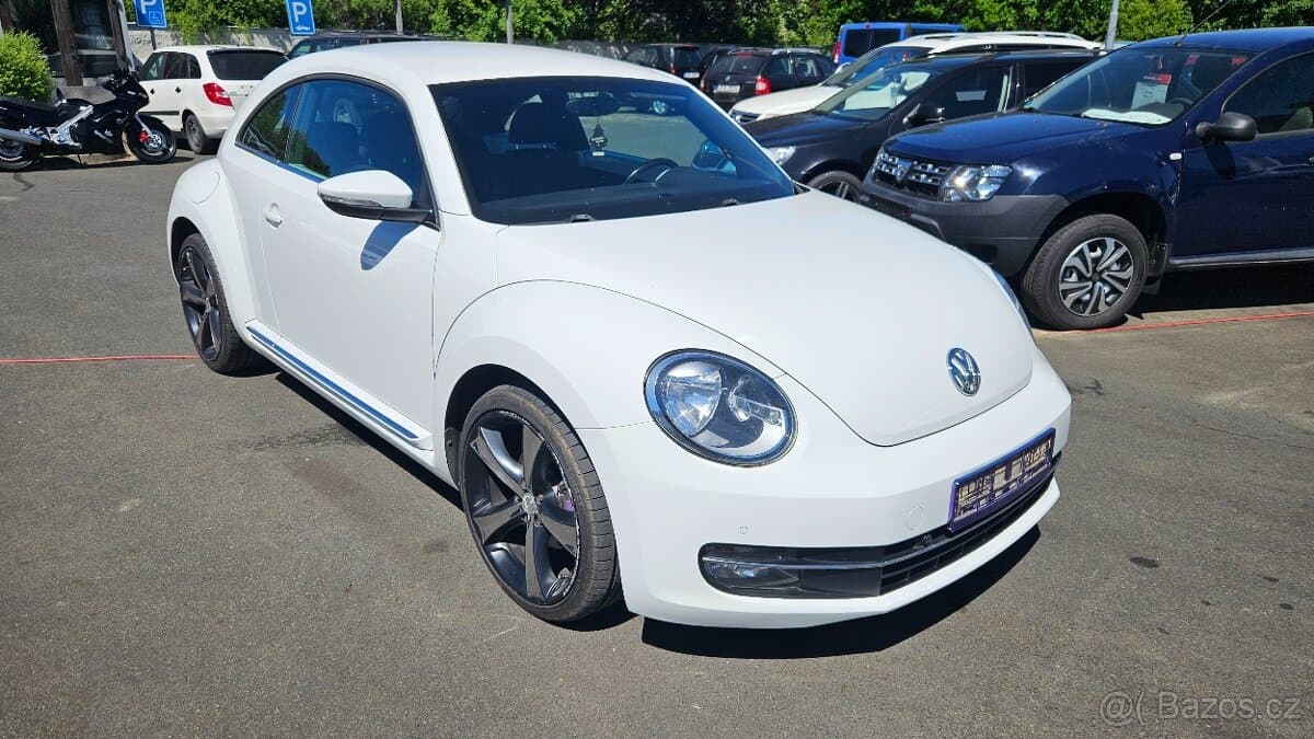 2015 Volkswagen BEETLE