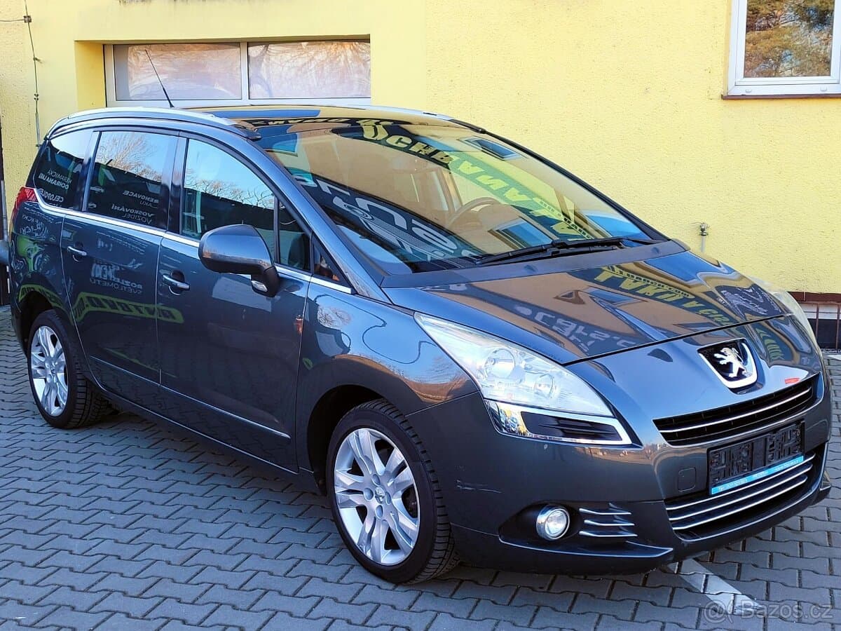 2011 Peugeot 5008