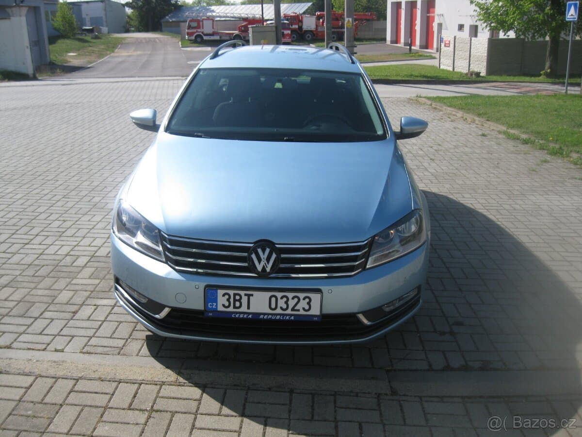 2013 Volkswagen PASSAT
