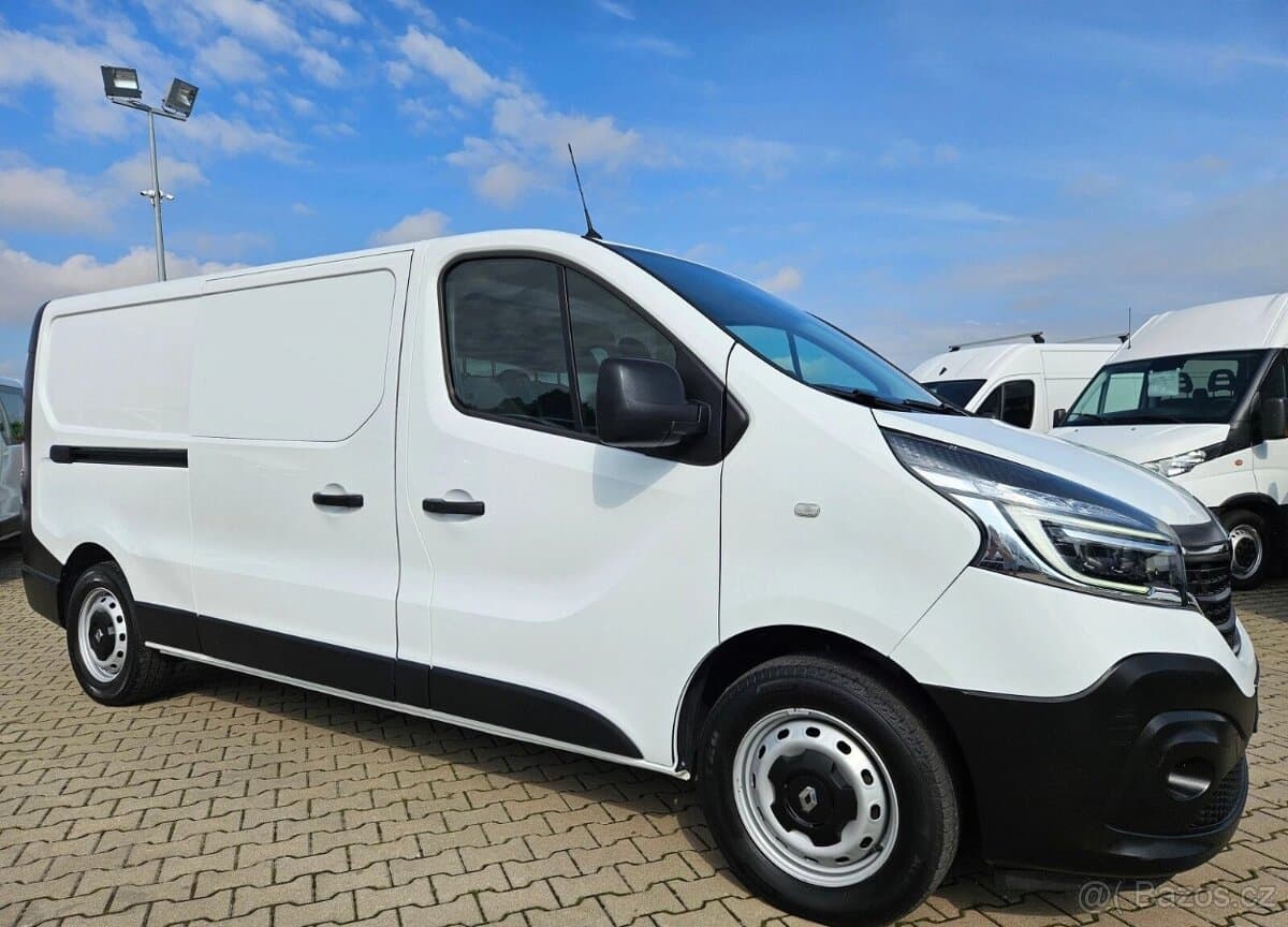 2020 Renault TRAFIC
