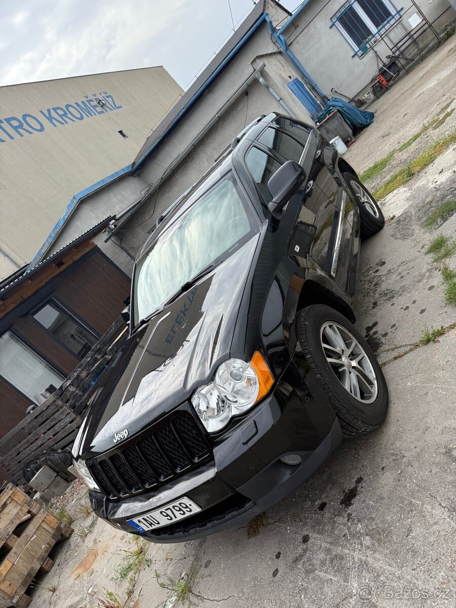 2010 Jeep CHEROKEE