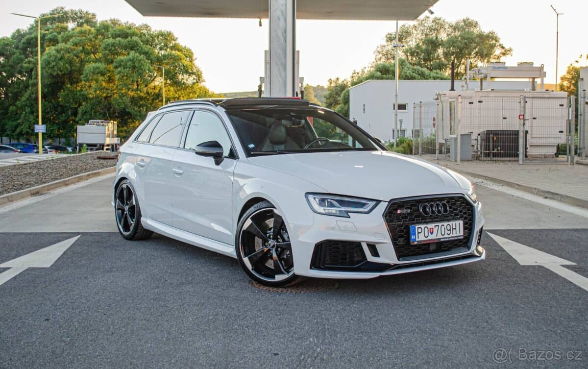 2017 Audi RS3