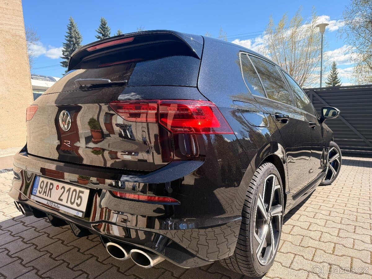2023 Volkswagen GOLF