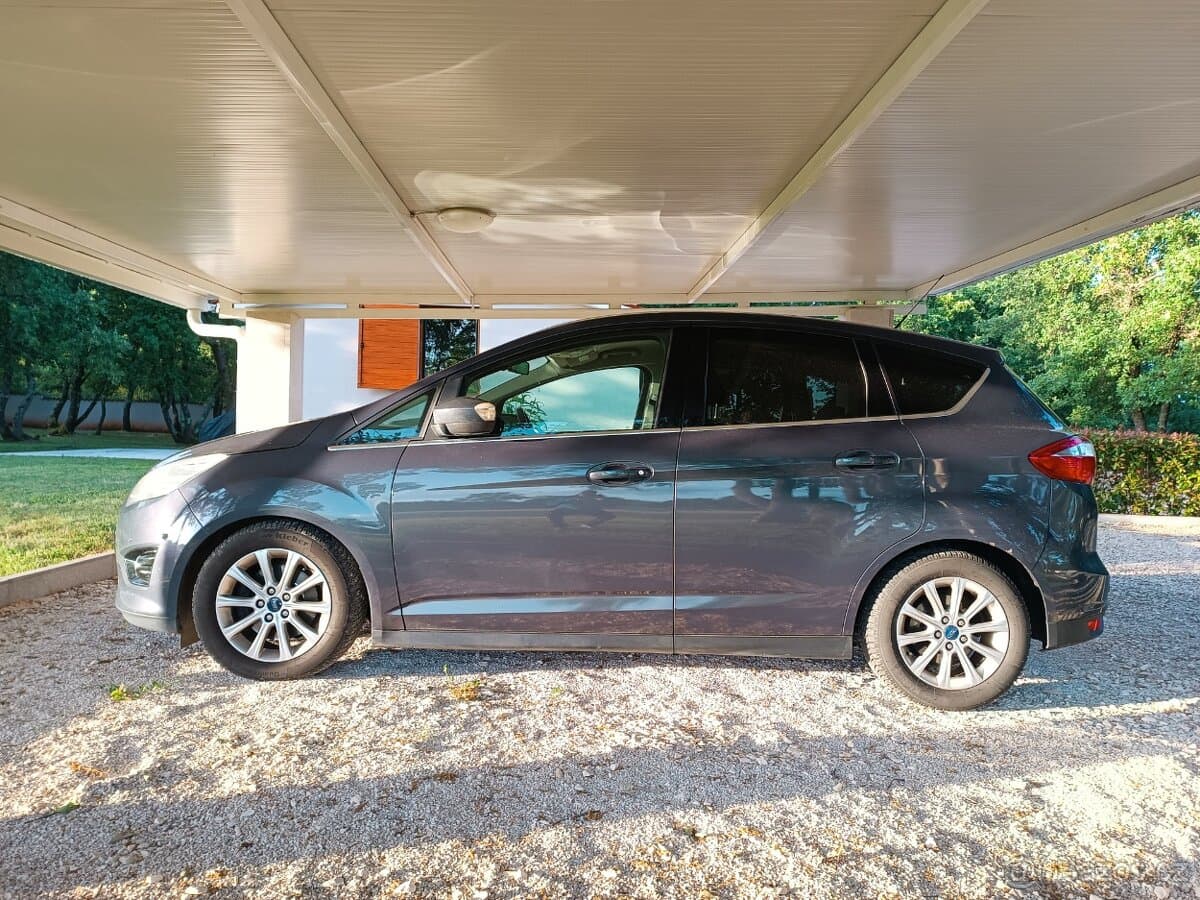 2011 Ford C-MAX