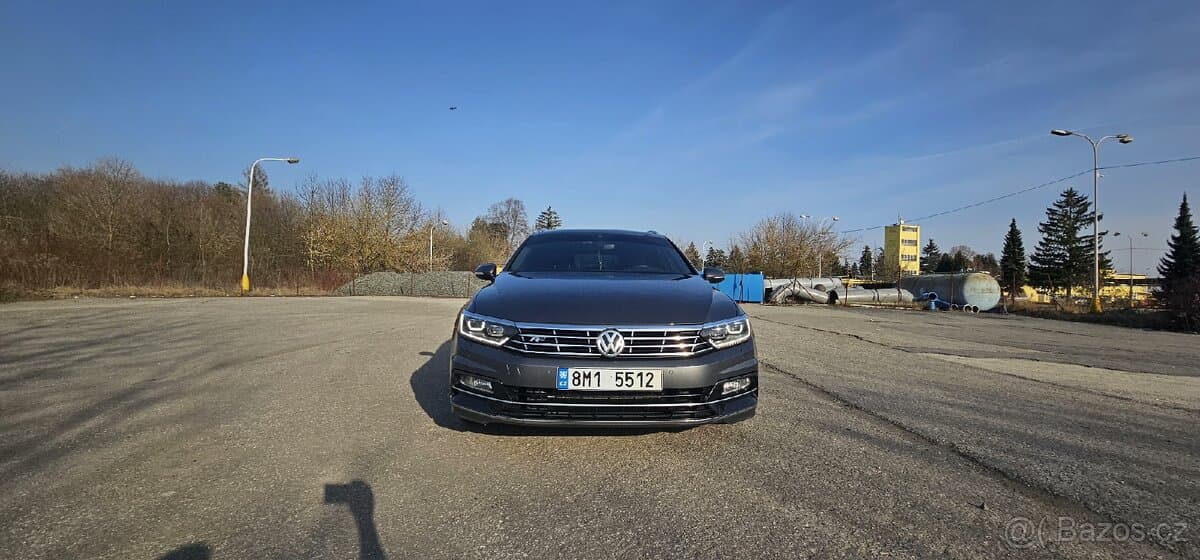 2017 Volkswagen PASSAT