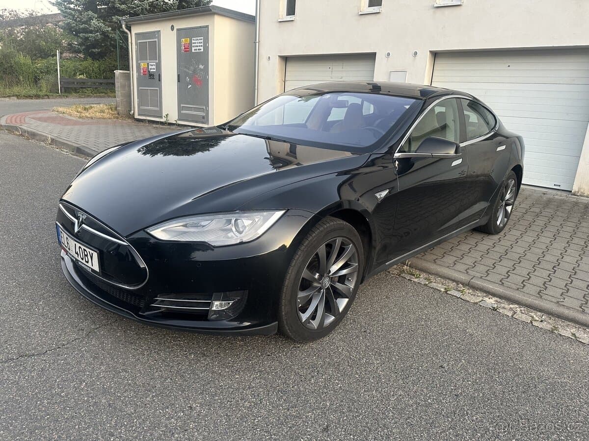 2014 Tesla MODEL S