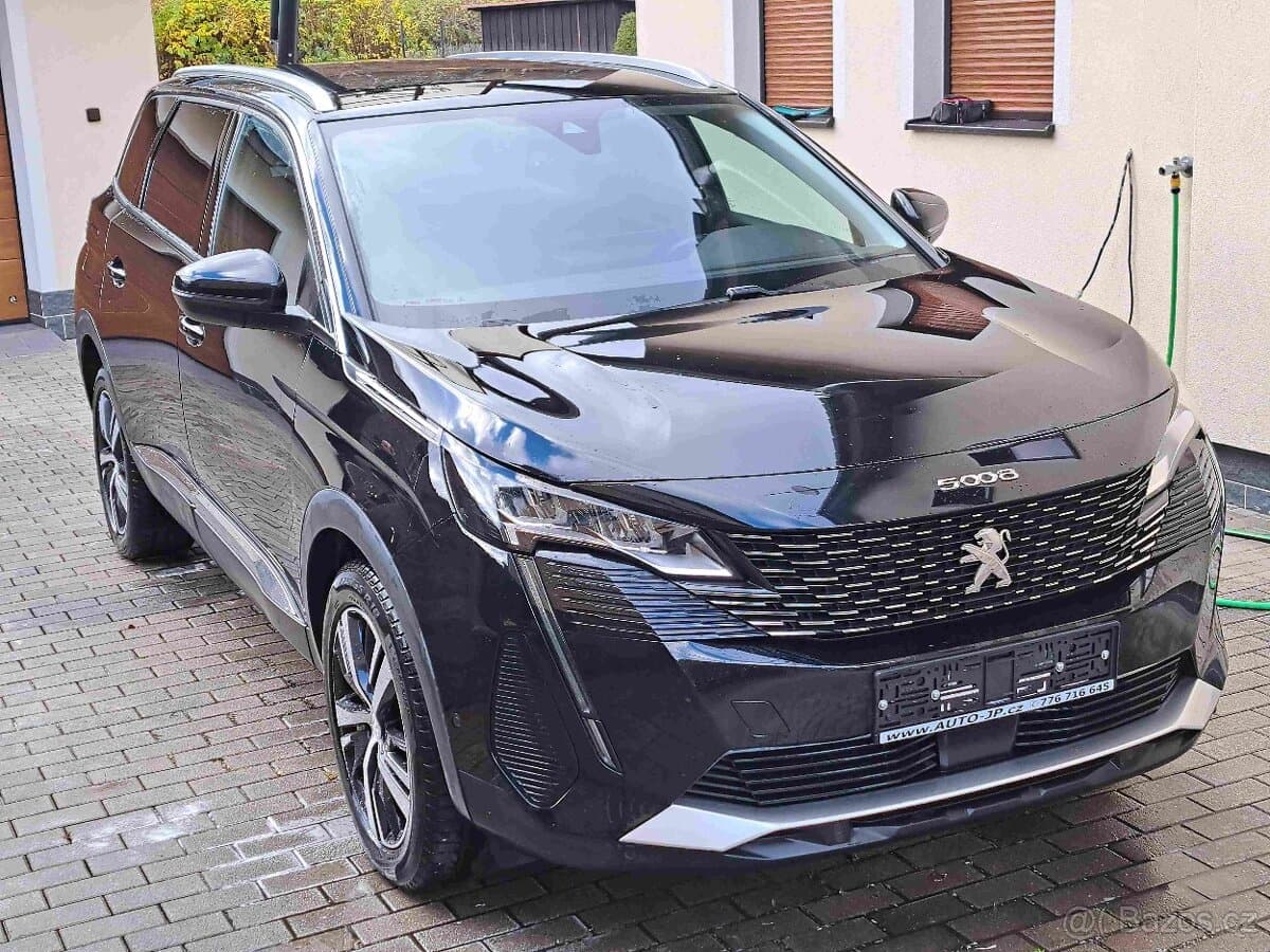 2023 Peugeot 5008