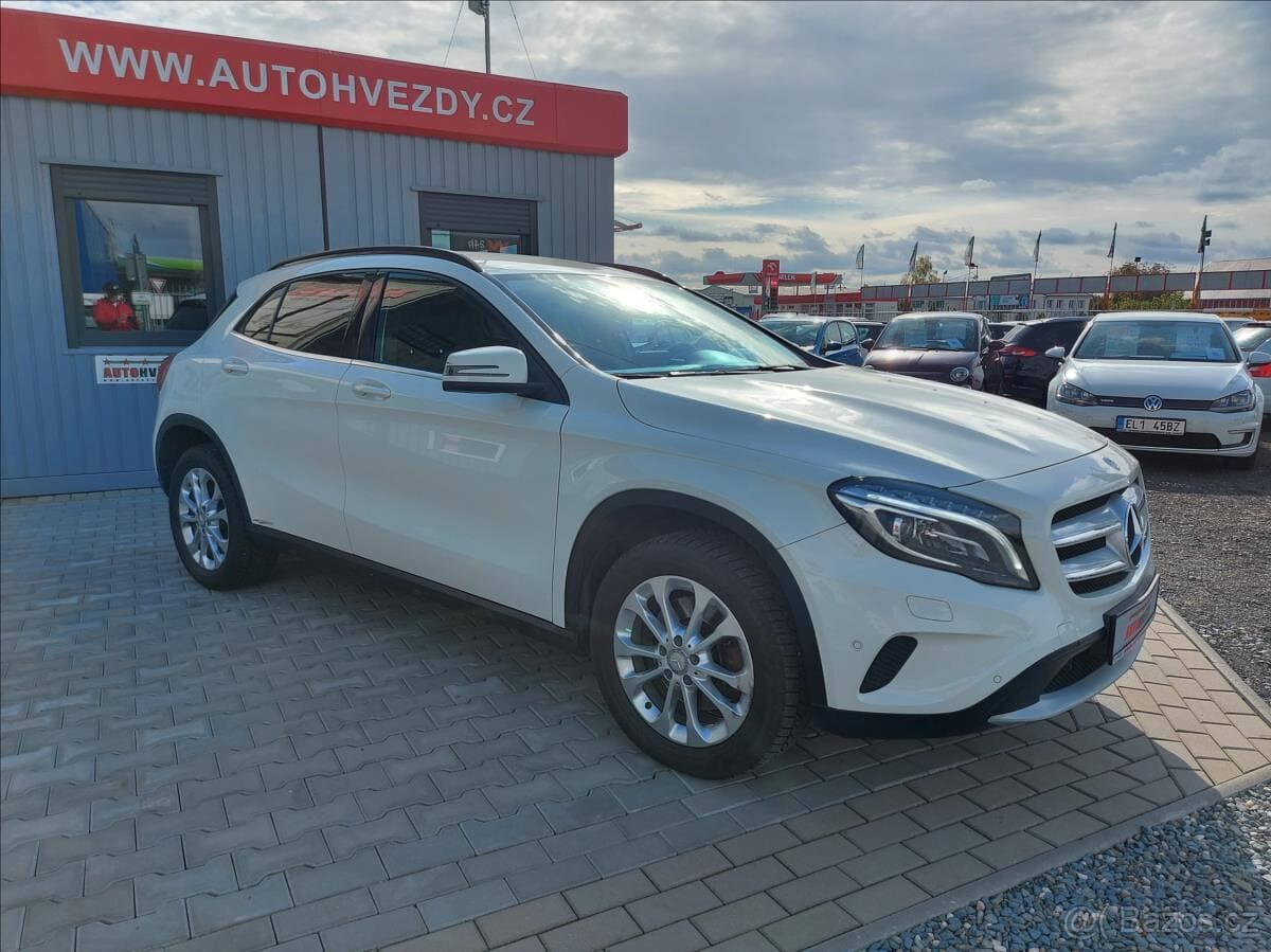 2016 Mercedes-Benz OSTATNÍ