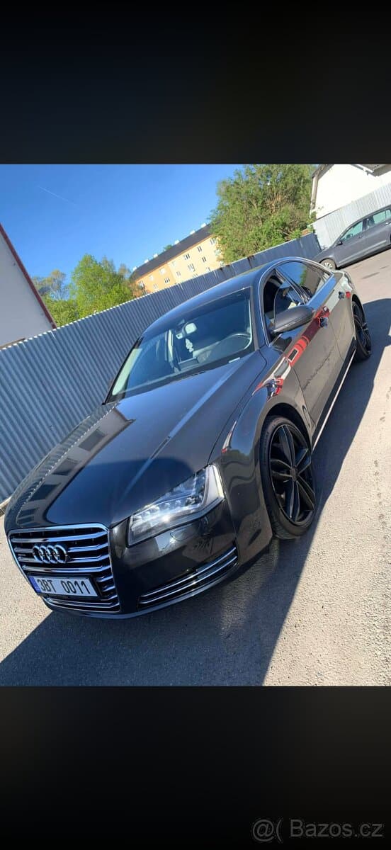 2013 Audi A8