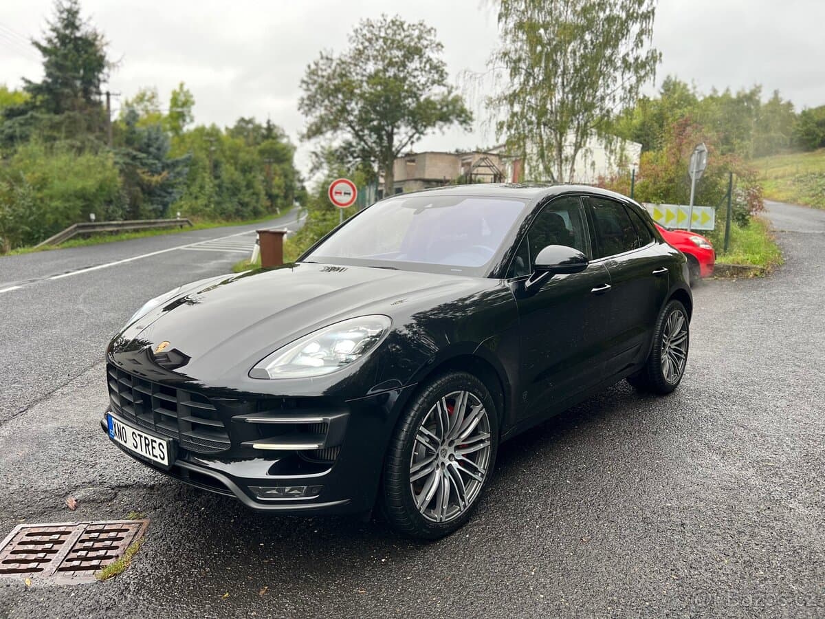 2017 Porsche MACAN