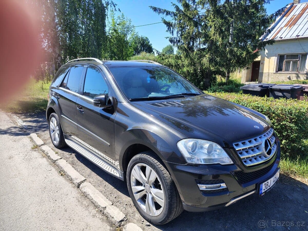 2010 Mercedes-Benz M-CLASS