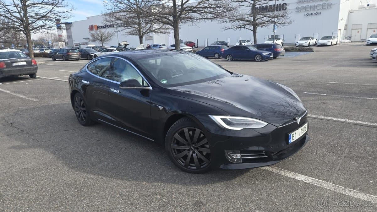 2020 Tesla MODEL S