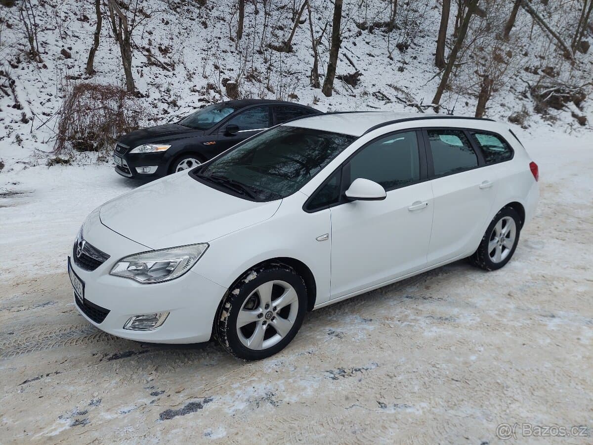 2011 Opel ASTRA