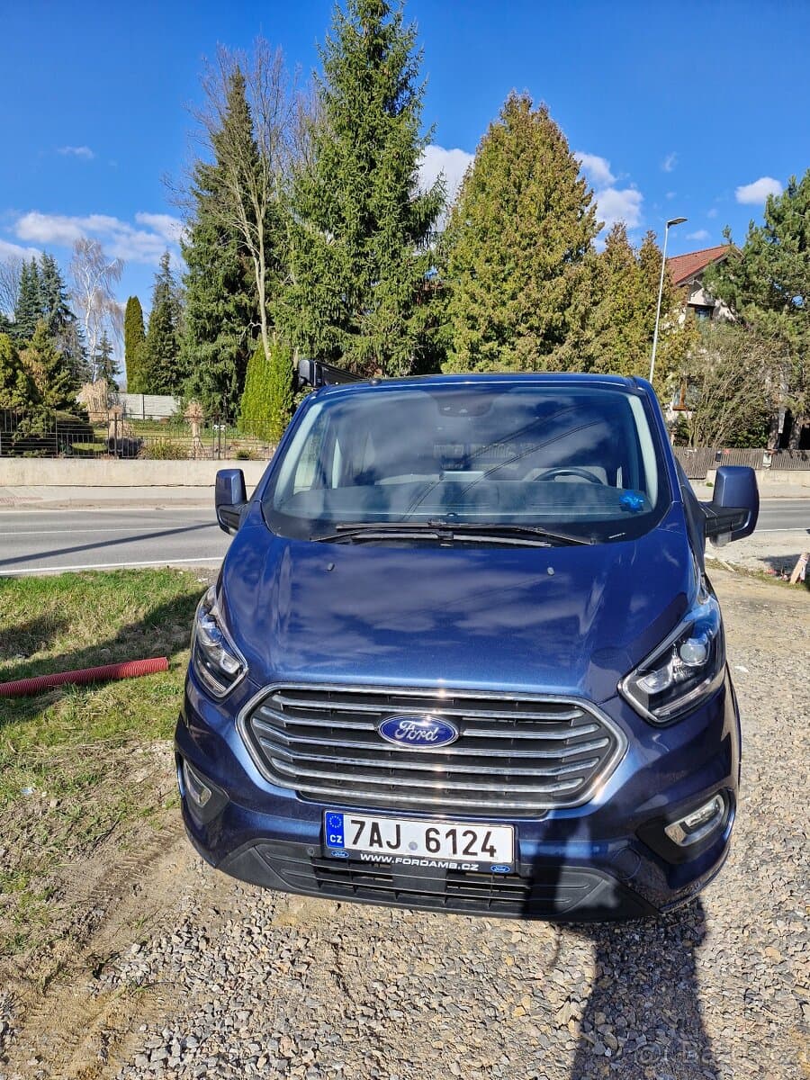 2019 Ford TOURNEO