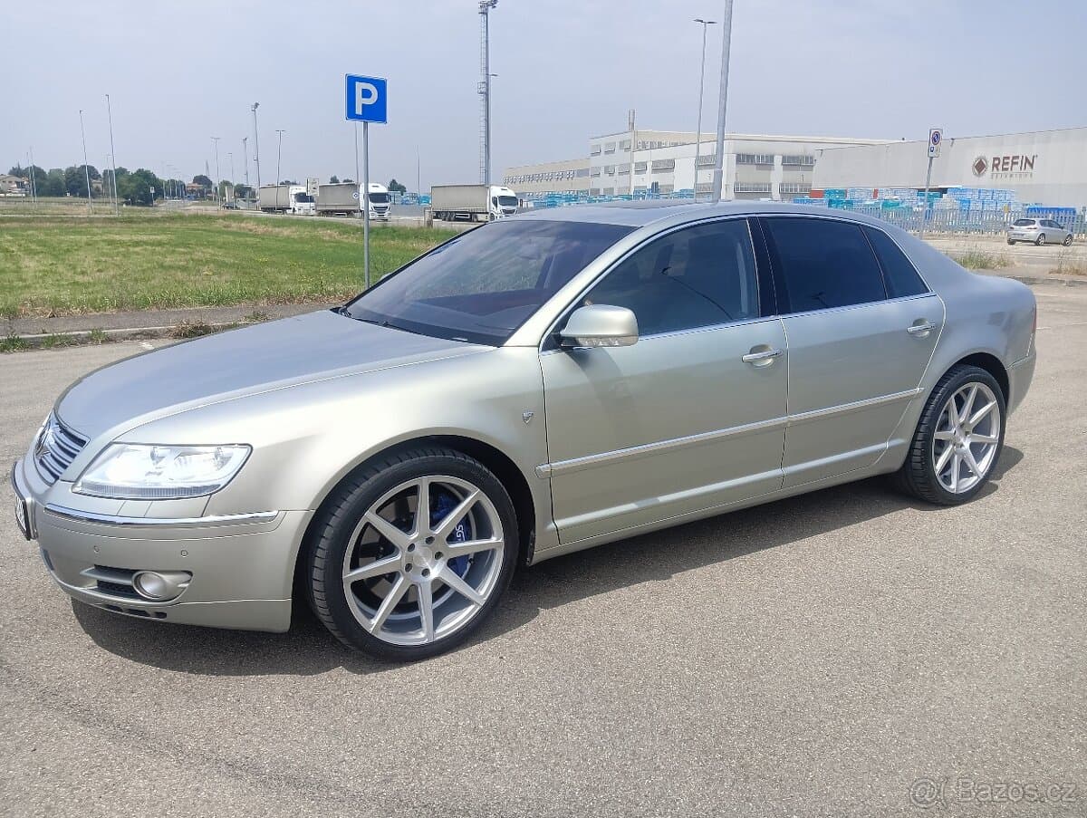 2004 Volkswagen PHAETON