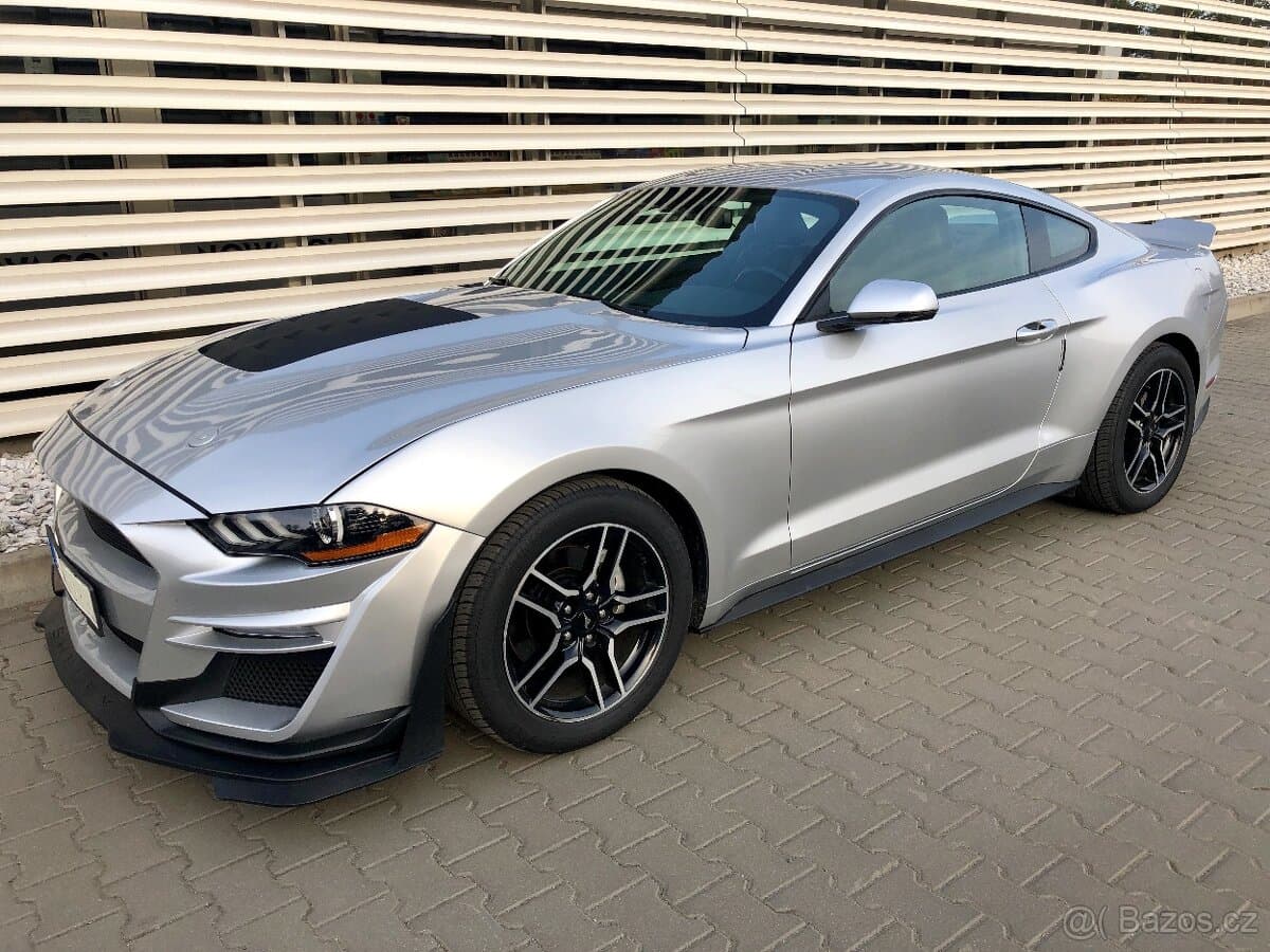 2019 Ford MUSTANG