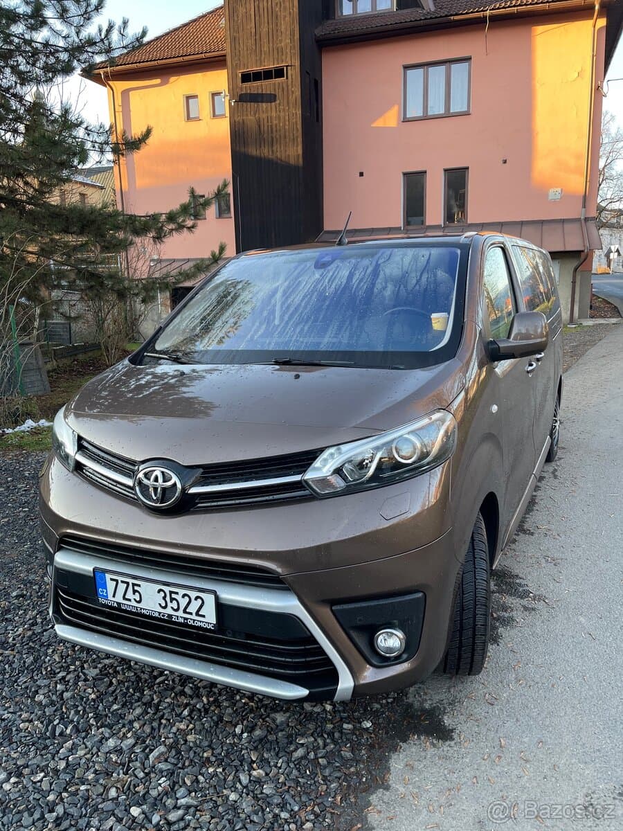 2023 Toyota PROACE