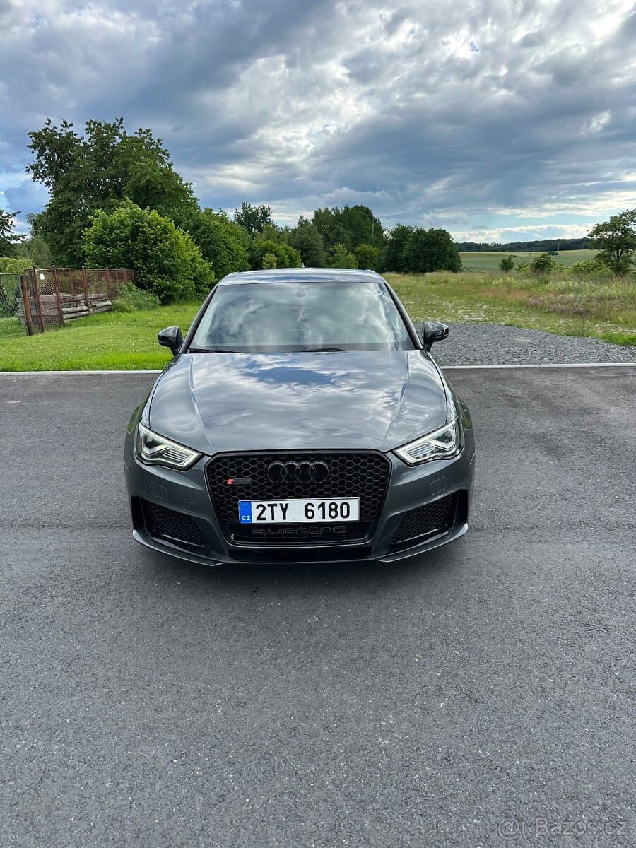 2015 Audi RS3